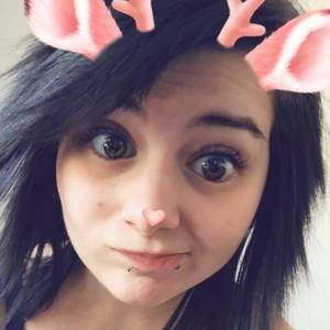 Meet your Posher, Britta